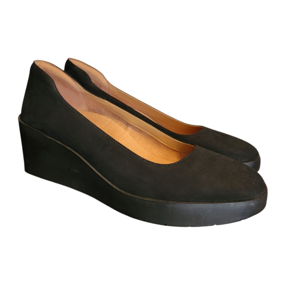 Vionic Classic Black Wedge Shoes